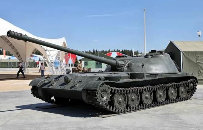 Patirtis Sovietų Sąjungos tose tankų ir savaeigių ginklai nebuvo. | Nuotrauka: yandex.ru. 