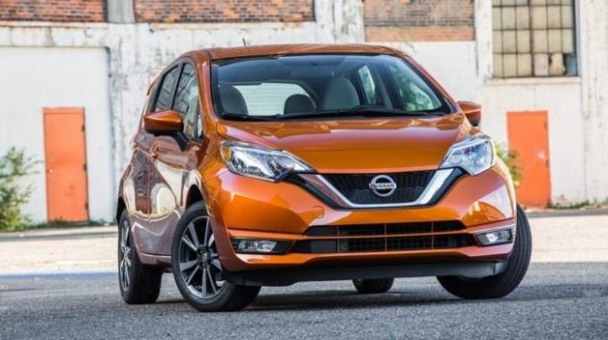 "Nissan Versa Pastaba 2017. | Nuotrauka: cheatsheet.com.