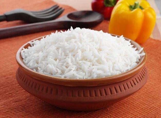 Kaip virėjas puikus ryžių trapumą, neaglomeruotos arba aglomeruotos ir tortą