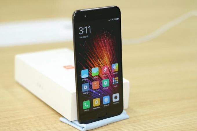„Xiaomi Mi 6“ išmaniojo telefono apžvalga – galingas ir funkcionalus flagmanas – „Gearbest Blog Russia“.