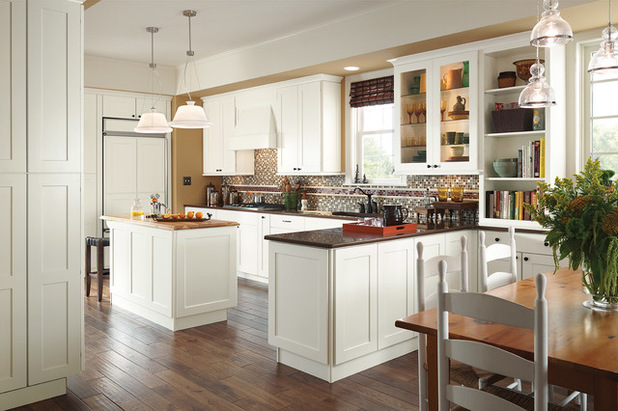 Paprasti ir kokybiški amerikietiško stiliaus virtuvės baldai