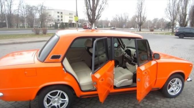 Tiuningas lygis 80: gyventojas Zaporožė padarė "Penny" prabangos sedanas