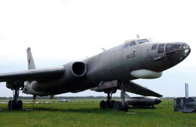 TU-16 buvo už TU-104 prototipas. Populiariausios nuotraukos / Foto: oruzhie.info