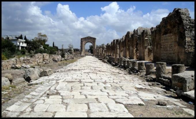 Romėnai buvo galima statyti kelią, kad egzistuoja iki šios dienos