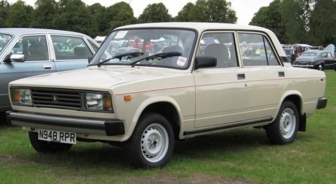 Ką mes barami ir gyrė 5 sovietų automobilius populiaraus šou Top Gear