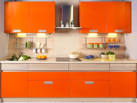 oranžinės virtuvės dizainas