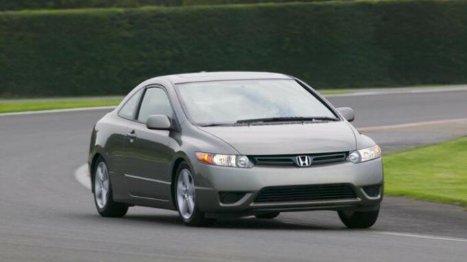 Kupė Honda Civic (2005-2011 m)