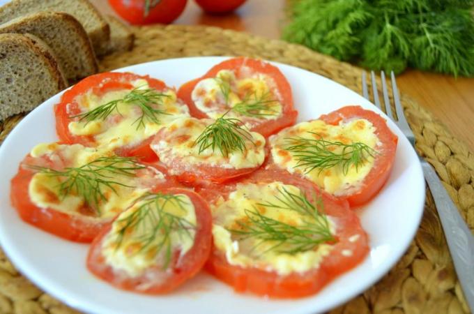 4 labai greitų pomidorų patiekalų receptai